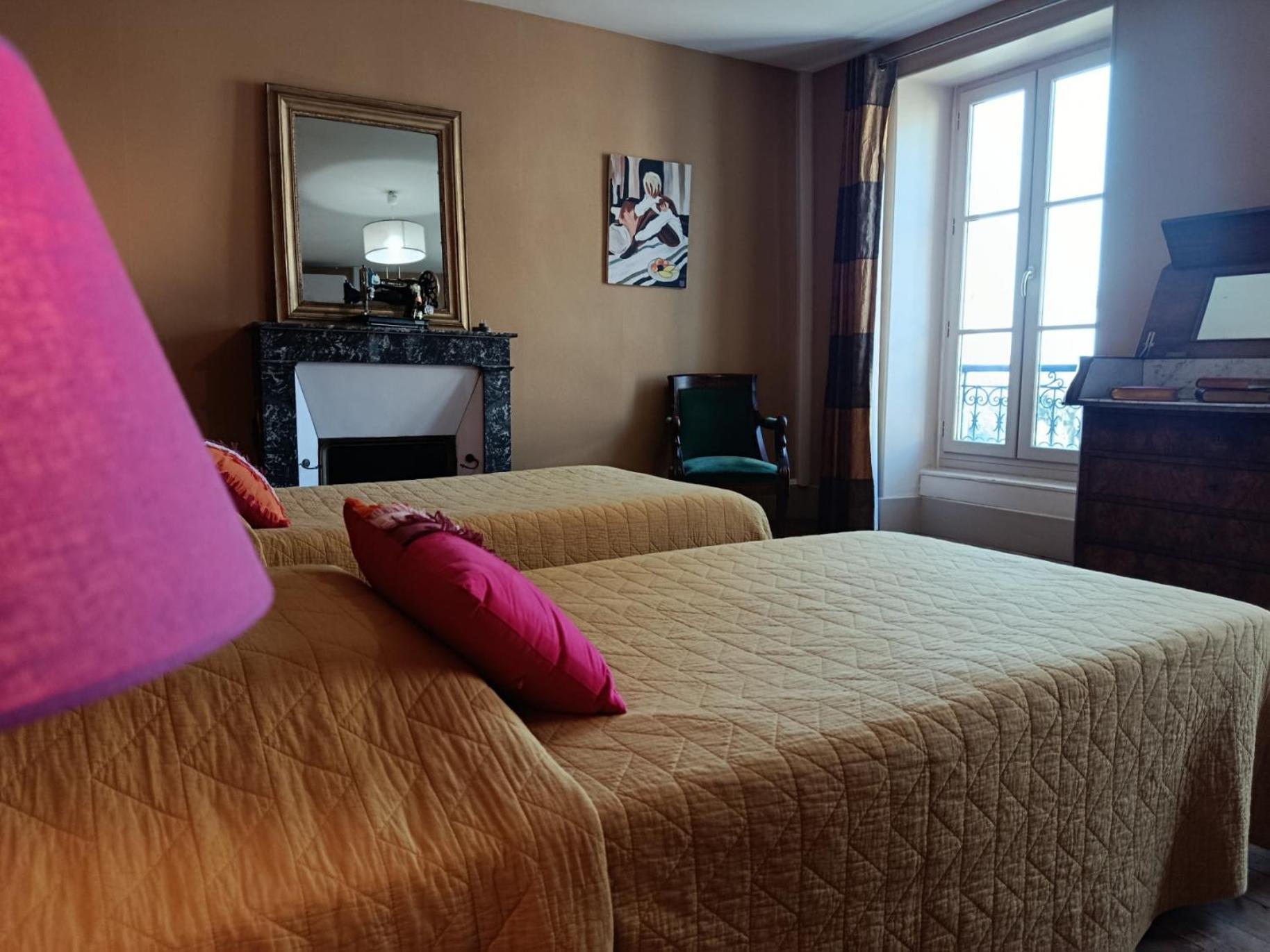 B&B Girolles Les Forges ภายนอก รูปภาพ